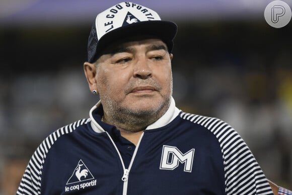Diego Maradona estava em casa se recuperando de recente cirurgia no cérebro