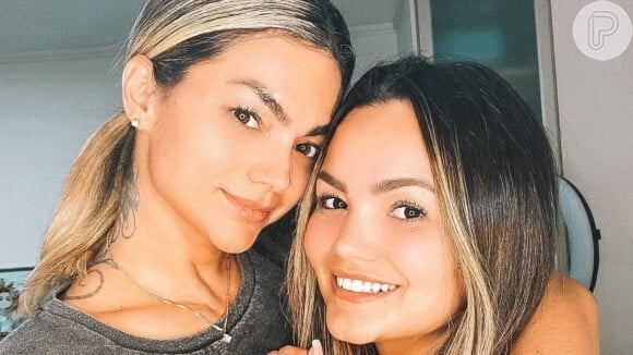 Kelly Key compartilha selfie e chama atenção de fãs: 'Cada dia mais nova