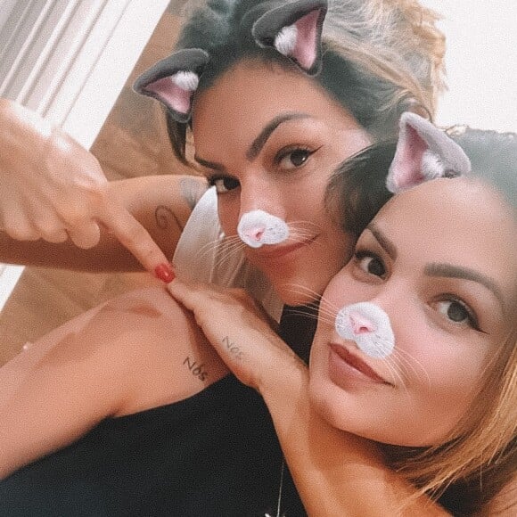 Kelly Key posta foto com filha, Suzanna Freitas, e web nota semelhança