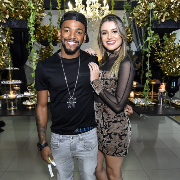 Julia Schiavi comenta em notícia de término de Duda Reis e Nego do Borel