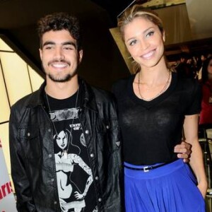 Grazi Massafera gera rumor de fim de namoro com Caio Castro na web