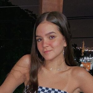 Mel Maia e Cleo surgiram juntas em rede social da adolescente