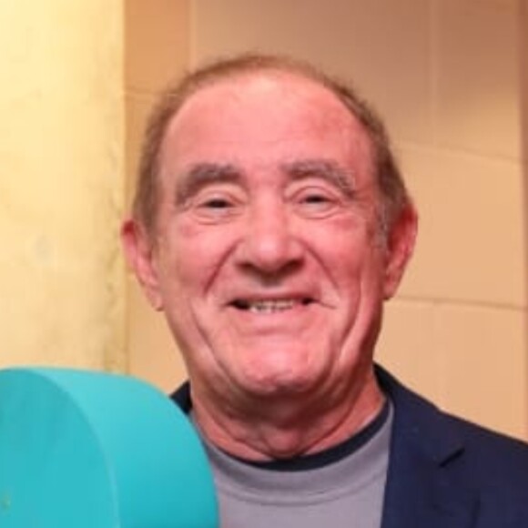 Renato Aragão fez 86 anos e ganhou homenagem da filha Livian Aragão: 'Pessoa que mais me inspira: meu professor, meu melhor amigo e meu maior exemplo de ser humano'