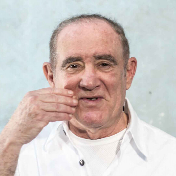 Renato Aragão agradeceu mensagens ao comemorar 86 anos