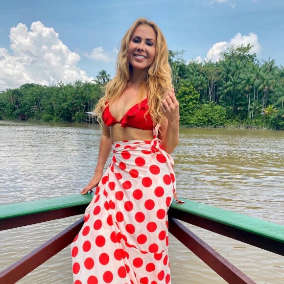 Joelma não vai se pronunciar sobre o assunto por ser algo particular