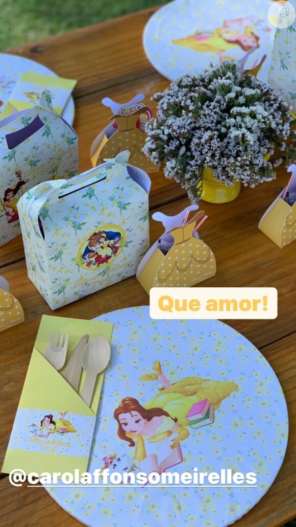 Filhas de Ivete Sangalo tem mesa com decoração personalizada