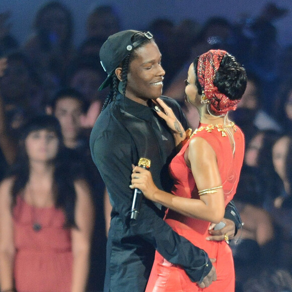 Rihanna vive rumor de namoro com o rapper A$AP Rocky