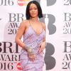 'Rihanna: Queen Size' relata o início da artista em Barbados, suas turnês mundiais, momentos icônicos da moda, relação mais privada com amigos e família