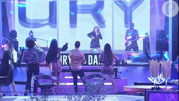 A festa deste sábado, 21 de fevereiro de 2021, no 'BBB21' teve show de Daniela Mercury