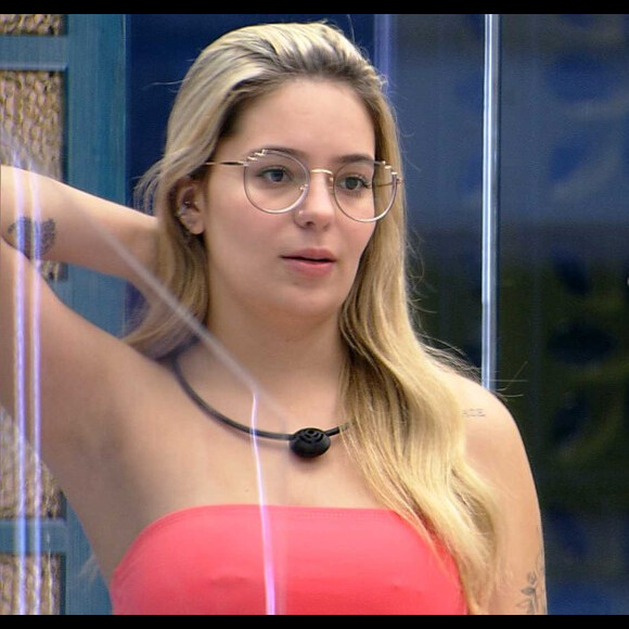 Viih Tube, do 'BBB 21', é adepta do preenchimento labial