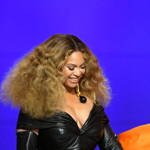 Beyoncé no Grammy 2021: ao lado de Megan Thee Stallion, a cantora ganhou com a canção 'Savage'