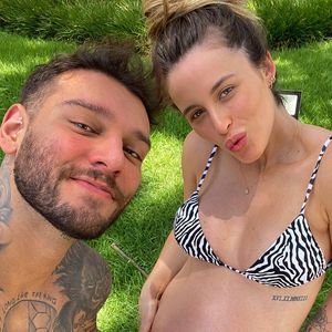 Lucas Lucco e Lorena Carvalho comemoram chegada de Luca: 'Somos os pais mais felizes e babões desse mundo'