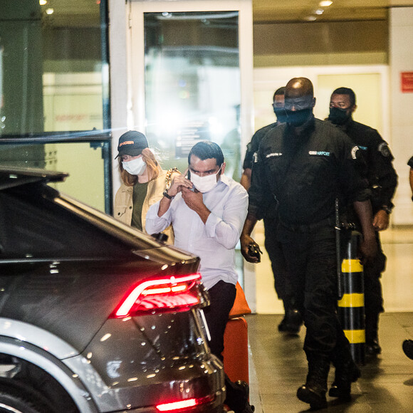 Marina Ruy Barbosa estava nas Maldivas com o novo namorado, Guilherme Mussi