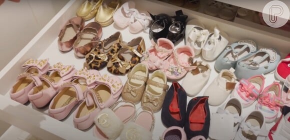 Filha de Simone tem duas gavetas de sapatos em 'quarto de princesa'
