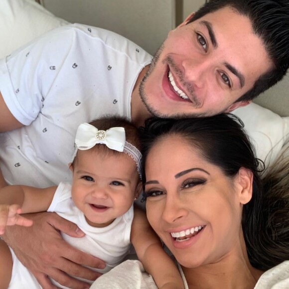 Mayra Cardi contou que ela e Arthur Aguiar, pais de Sophia, 2 anos, sequer trocavam olhares