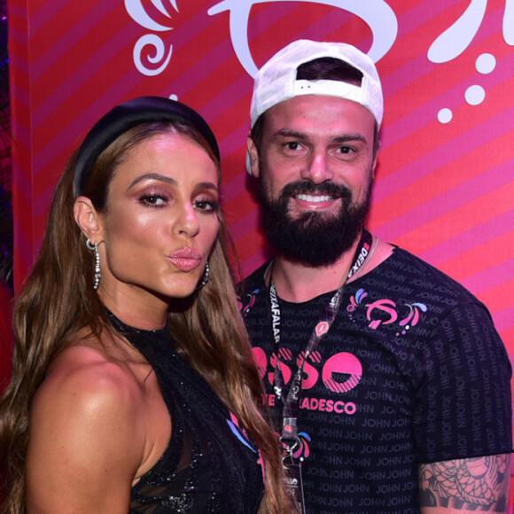 Paolla Oliveira recebeu declaração do namorado, Douglas Maluf, em seu aniversário