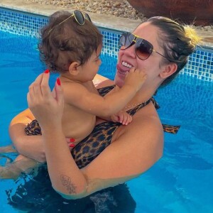 Marília Mendonça tem curtido a companhia do filho nesse período de isolamento social