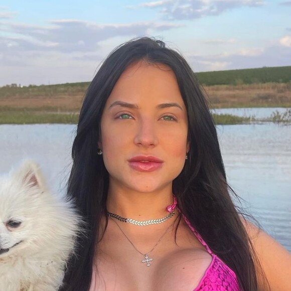 Gabi Martins colocou silicone, fez preenchimento labial e lipoescultura