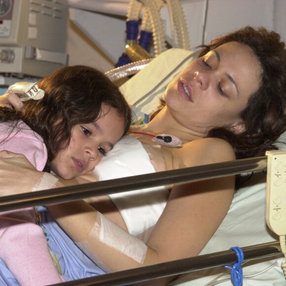 Bruna Marquezine viveu a icônica Salete em 'Mulheres Apaixonadas' em 2003