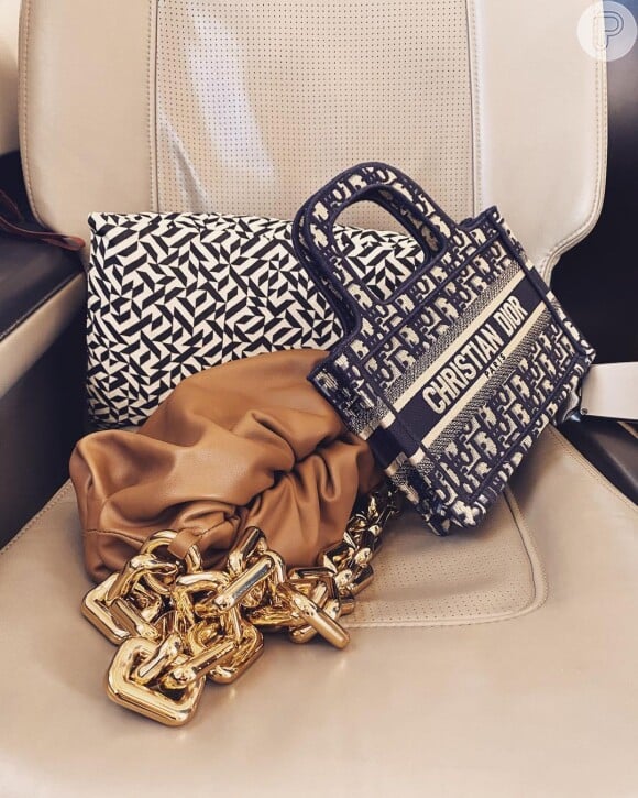 Giovanna Ewbank postou foto da bolsa usada pela filha, Títi
