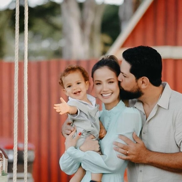 Primeiro filho de Biah Rodrigues e Sorocaba tem 1 ano