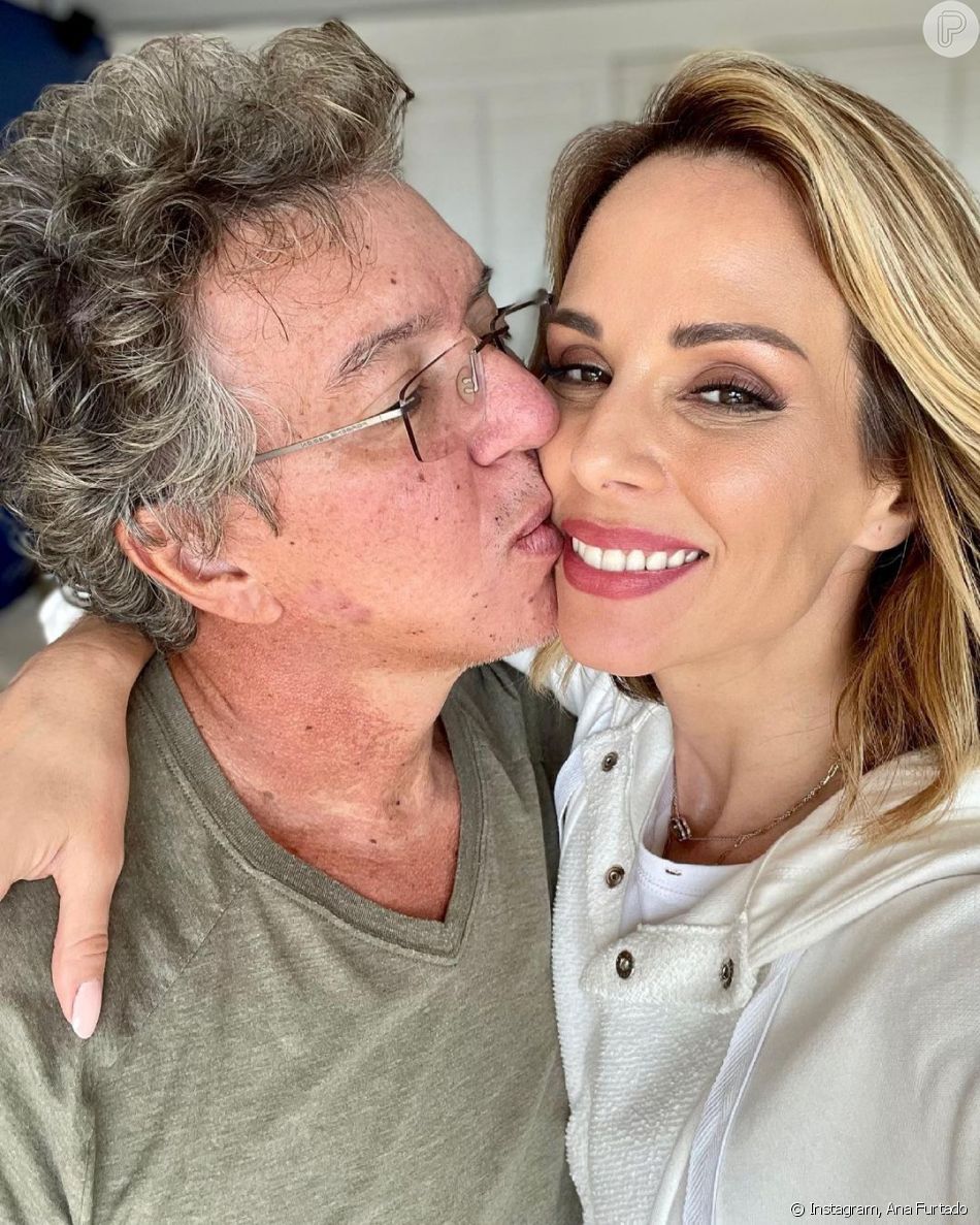Casados há 25 anos, Boninho e Ana Furtado posaram em clima romântico ...