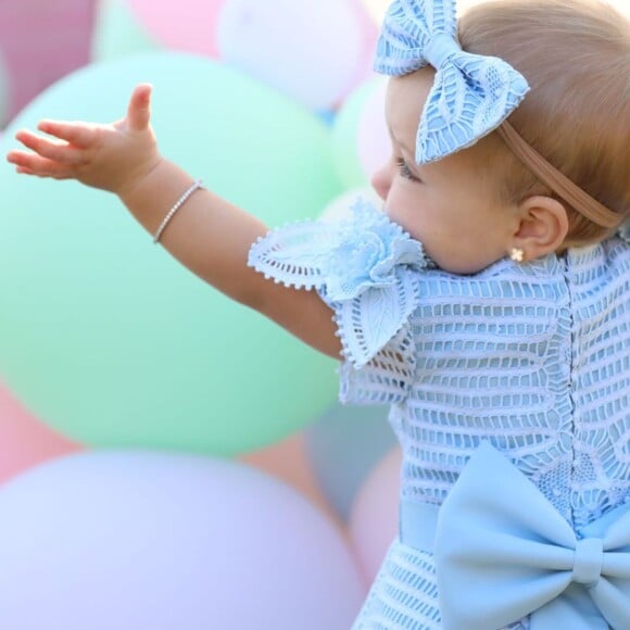 O look da filha de Ana Paula Siebert e Roberto Justus chamou atenção pelos detalhes