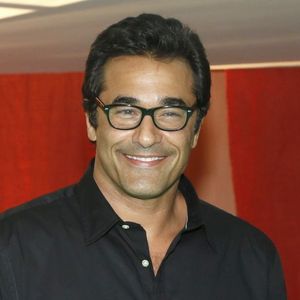 Luciano Szafir foi internado com Covid-19 em 22 de junho de 2021, não apresenta mais a doença, porém teve complicação em seu quadro