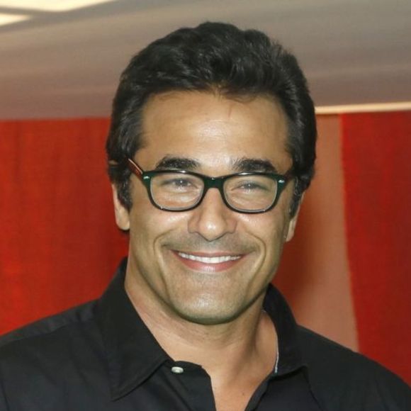 Saúde de Luciano Szafir apresenta melhora e ator é extubado na manhã deste sábado (10)