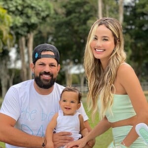 Filho mais velho de Biah Rodrigues e Sorocaba, Theo tem 1 ano de idade