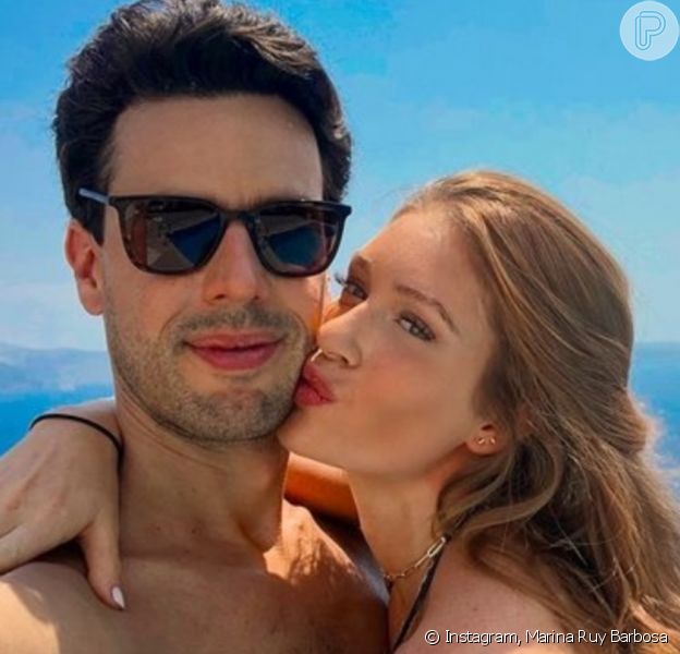 Alexandre Negrão volta à Grécia após passeio romântico com Marina Ruy Barbosa no país, quando ainda eram casados, em 2018