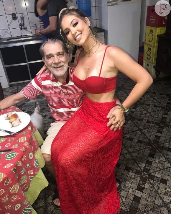 Virgínia Fonseca mora com os pais e com o marido, Zé Felipe