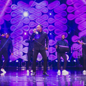 Thiaguinho explica que novo disco 'Infinito Vol. 2' tem 19 faixas e será lançado na noite desta quinta (29)