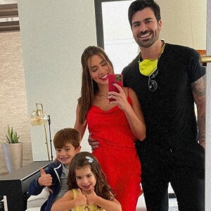 Adriana Sant'anna está vivendo nos Estados Unidos com a família