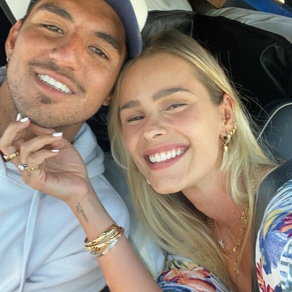 Yasmin Brunet e Gabriel Medina são casados desde 2020