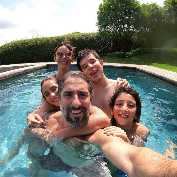 Marcos Mion e Suzana Gullo tem três filhos: Romeo, Donatella e Stefano