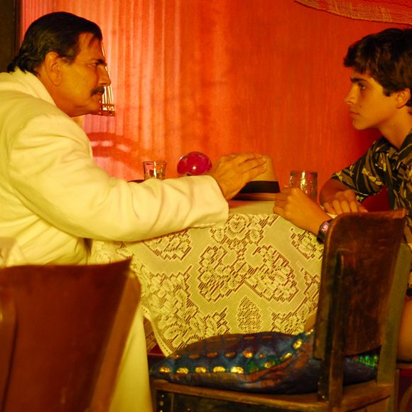 Tarcísio Meira foi o Hermógenes da novela 'Duas Caras' (2004). Na foto, ator contracena com Bernardo Mesquita