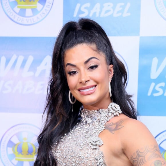 Aline Riscado está focada em cuidar de sua saúde