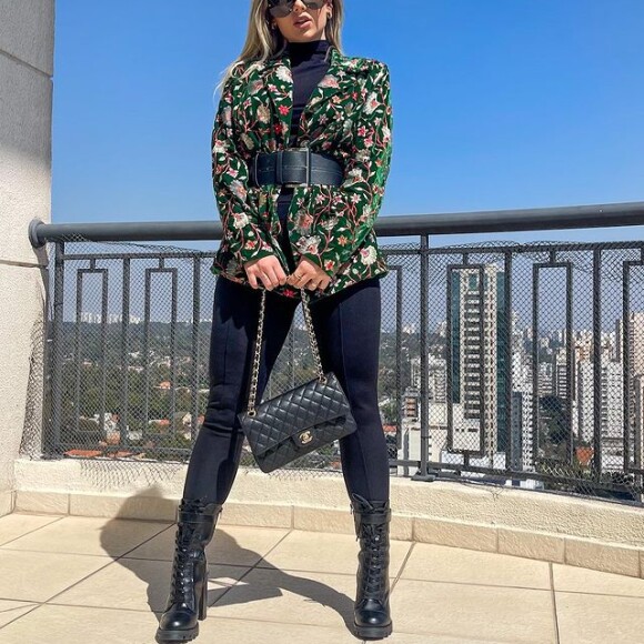 Em um relato detalhado, a influencer disse que tinha pouco leite, e que logo a produção secou