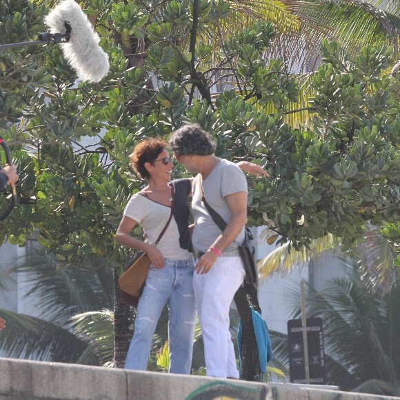 Eduardo Moscovis e Andrea Beltrão em foto de gravação da novela 'Um Lugar ao Sol'