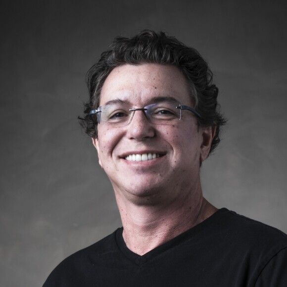 Boninho contou que saída de Tiago Leifert da Globo o deixou com 'coração apertado'