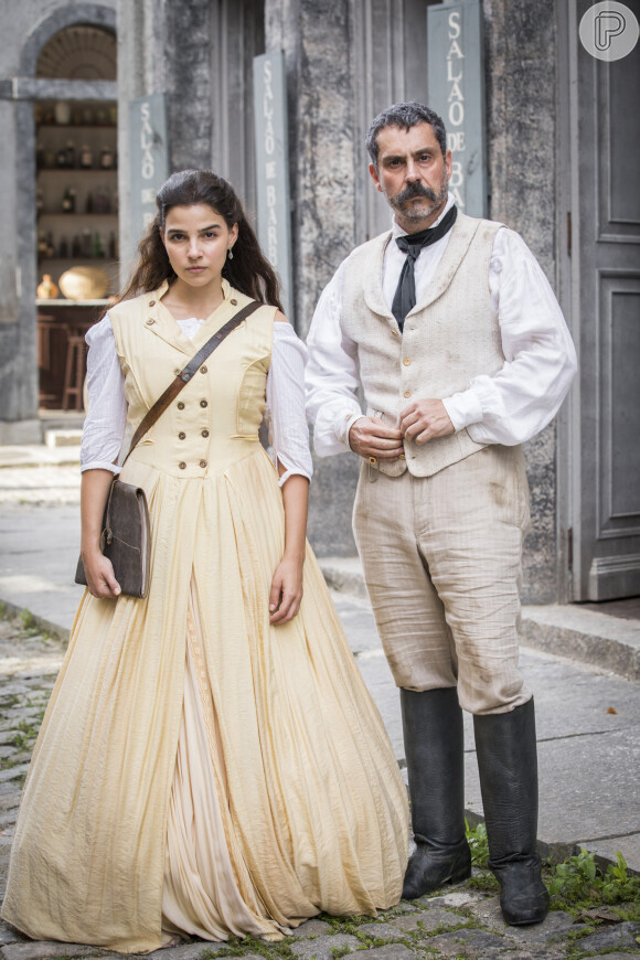 'Nos Tempos do Imperador': Pilar (Gabriela Medvedovski) pede Tonico (Alexandre Nero) em casamento e leva fora