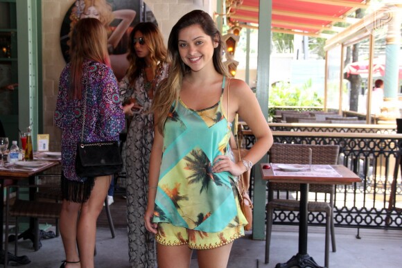 Polliana Aleixo foi outra a prestigiar Bruna Marquezine