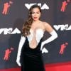 Anitta desfilou pelo tapete vermelho do VMA