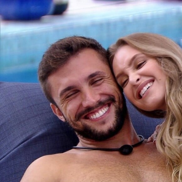 Carla Diaz teve um romance com Arthur Picoli no 'BBB21'