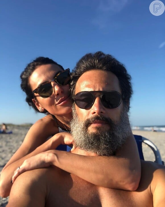 Rodrigo Santoro posou com a mulher, Mel Fronckowiak, em foto postada no Instagram