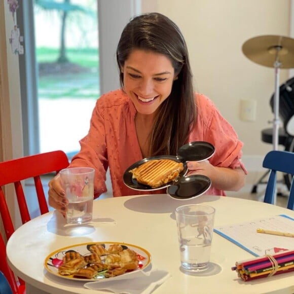 Thais Fersoza contou que passou a comer de três em três horas