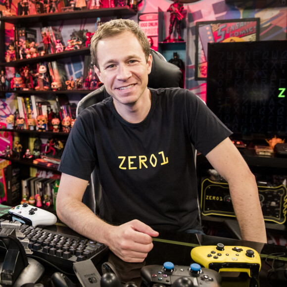 Tiago Leifert postou mensagem comentando sobre a saída do 'The Voice Brasil'