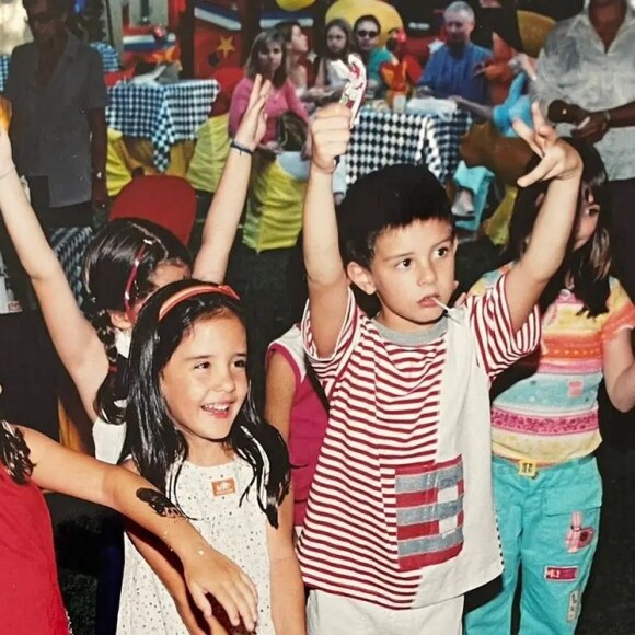 Fátima Bernardes homenageou os filhos no aniversário de 24 anos