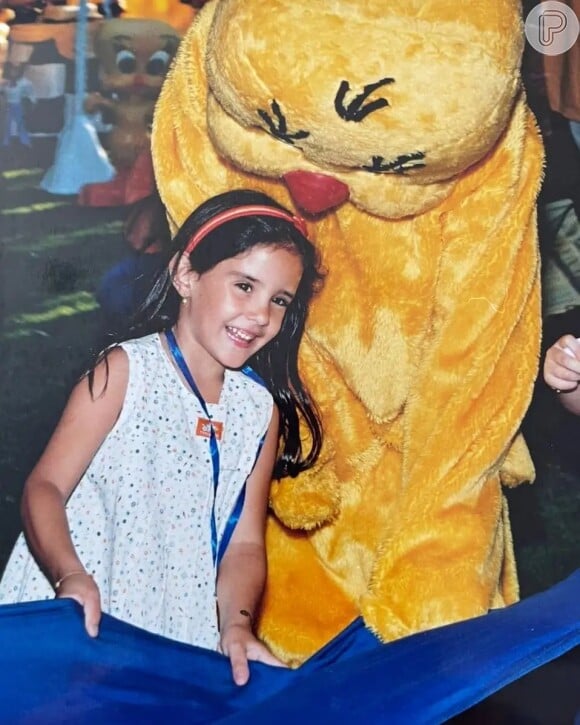 Laura apareceu em foto de infância divulgada pela mãe, Fátima Bernardes
